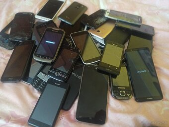 Predám mobily ná náhradné diely - 6