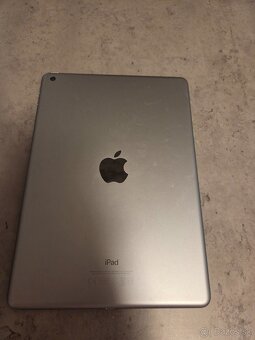 Apple IPad Air 5 gen. - 6