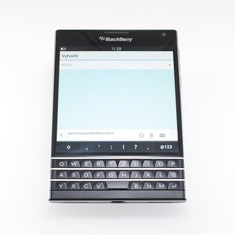 BlackBerry Passport - 6