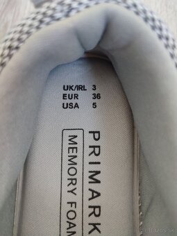 Predám  nenosené 2 páry det. topánok a 1 dievč. šľapky - 6