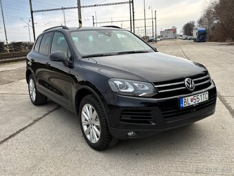 Volkswagen Touareg 3.0TDI Exclusive - 6