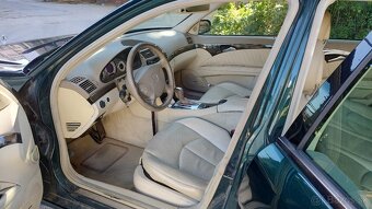 Mercedes E500 - 6