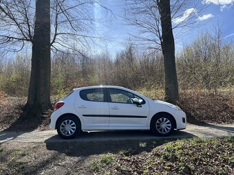 Peugeot 207 1.4 16V VTi -SK Auto, Serv. knižka, Klíma - 6
