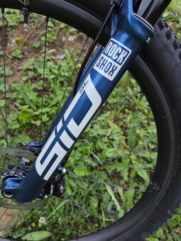 Horsky bicykel carbon celoodpruzeny ram M pneu 29 - 6