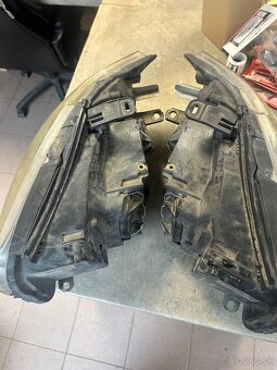 BMW E87 Predne svetla - 6