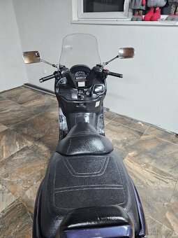 Suzuki burgman 400 - 6