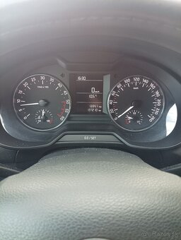 Škoda Octavia Sedan Diesel - 6