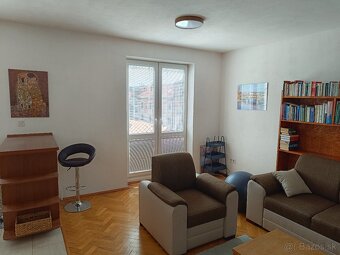 Prenájom- 2 izbový byt v centre mesta - 6