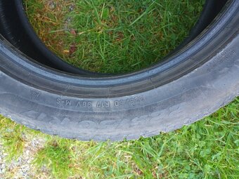 Pirelli 225/50R17 - 6