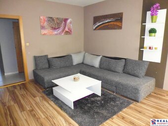 3-izb. byt s loggiou: KOMPLET ZARIADENÝ a ZREKONŠTR., 65 m2 - 6