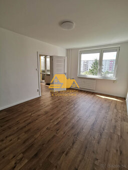 Prenajmem pekný 2 izbový byt s balkónom v Nových Zámkoch - 6