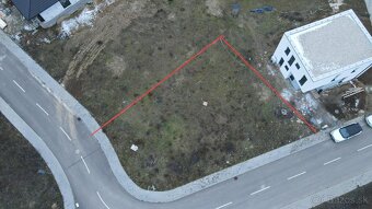 Predám stavebný pozemok - 6