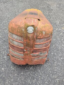 Kapota okruhla s drziakom i skrutky - 6