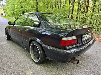 BMW e36 320i coupe - 6