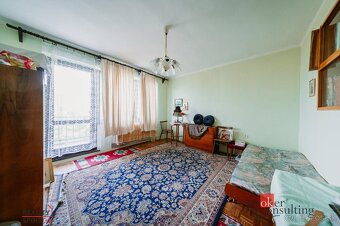 Na predaj poschodový rodinný dom so záhradou v Lučenci - 6