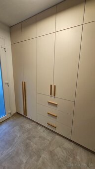 HĽADÁME POMOCNÍKA - BRIGÁDNIKA - 6