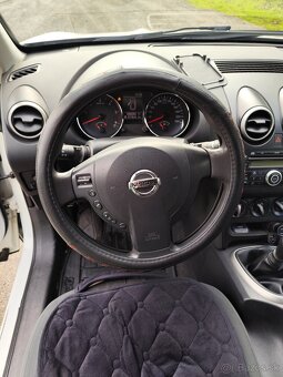 Nissan Qashqai 2.0dci 4x4 - 6