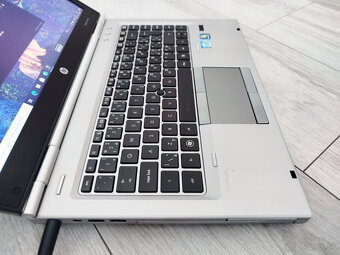notebook HP 8460p - Core i5, 8GB, Radeon HD6470, SSD, Win 10 - 6