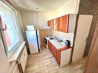 Na prenájom pekný 1 izb byt s veľkou loggiou, Dubnica n/ V - 6