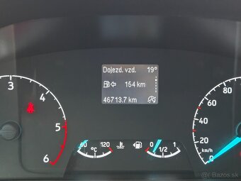 Ford Tourneo Custom 2.0 MT/6 2023 - 6