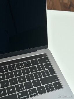 MacBook Pro 2018 - 6