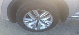 Volkswagen Touareg 3.0 V6 TDI  max vybava,Sk auto 2021 - 6