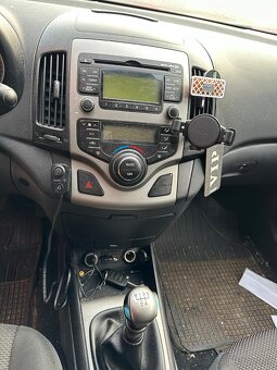 Rozpredám na diely Hyundai i30 I HB 1.4 G4FA - 6