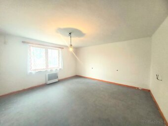 Rodinný dom pre viacčlennú rodinu - 6