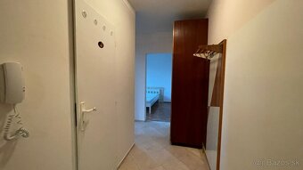 NA PRENÁJOM: 1 izbový byt s balkónom Na hlinách - 6