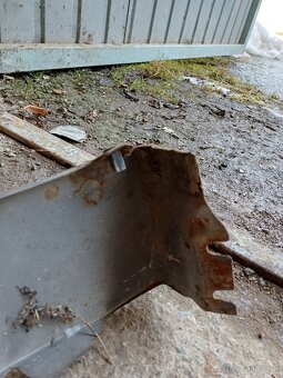 Predný blatník Superb 1 - treba lakovať - 6