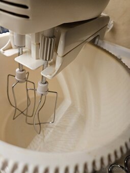 Predam stojanovy mixer Moulinex - 6