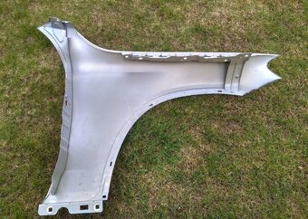 Mercedes GLC C253 X253 2016 - Lavy predny blatnik - 6