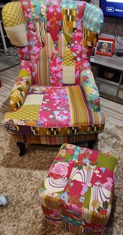 PREDÁM KRESLO S TABURETKOU - 6