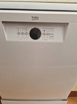 Umývačka riadu BEKO - 6
