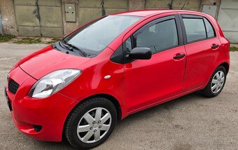 Toyota Yaris 1,0 , 51kw, 5d. hatchback, 5-st. manuál - 6