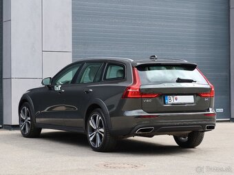 Volvo V60 Cross Country B4 4x4,kúp.v SR,1.majitel,od.DPH - 6