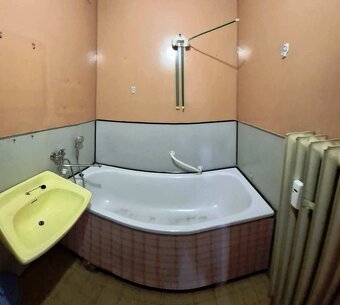 CENTRUM MESTA - 3 izbový byt 79 m2 IHNE´D voľný - 6