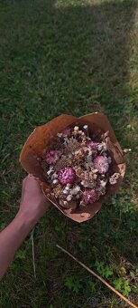 🌸 Farebná lúčna kytička zo sušených kvetov 🌸 - 6