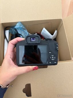 Fotoaparát Canon eos r100 - 6