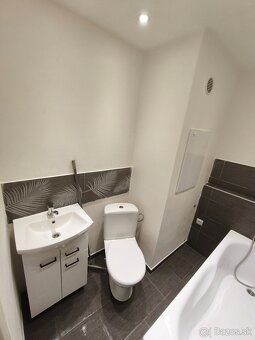 Na predaj: priestranný 1-izbový byt  – Žiar - 6