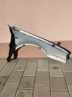 Predný blatnik VW Golf 4 LB7Z - 6