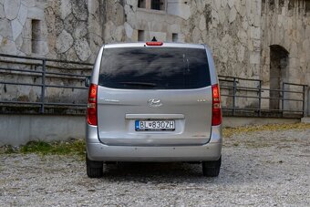 Hyundai H1 2.5 CRDi VGT E6 Tour A/T / SK auto, 2.majiteľ - 6