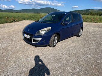 Renault Megane Scenic 1.5 - 6