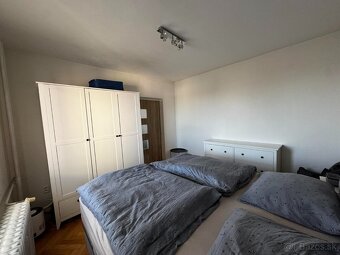 Zrekonštruovaný trojizbový byt v úplnom centre Lučenca - 6