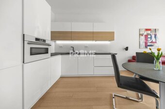 EXKLUZÍVNY 2i byt (16 p.),SKY PARK, KLÍMA, VÝHĽAD, PARKING, - 6