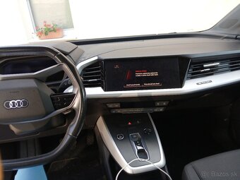 AUDI Q4 - 6