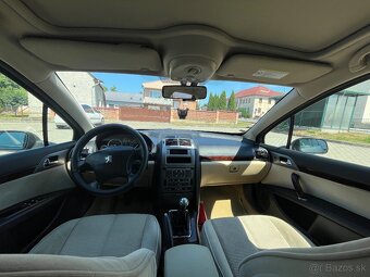 Peugeot 407 - 6