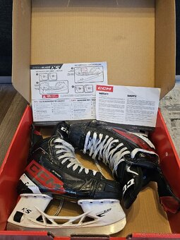 Korčule CCM FT 6 JETSPEED - veľk. 6,5 (EUR 41) - 6