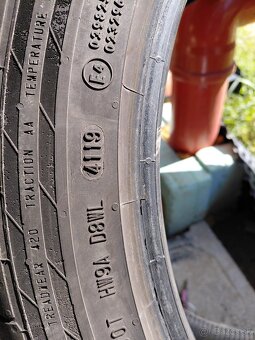 2x letne Continental 235/45R20 - 6