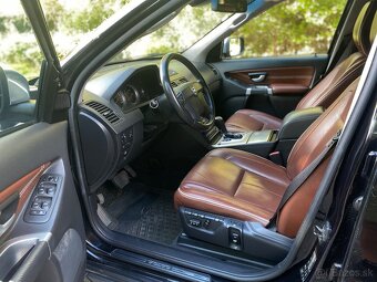 Volvo XC90 D5 Executive 7miest - 6
